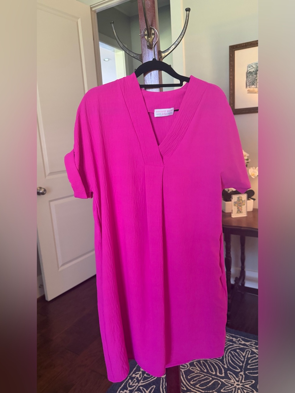 Discount Divas Airflow V-Neck Dress